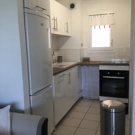 Golfe De Saint-tropez A 50 M De La *